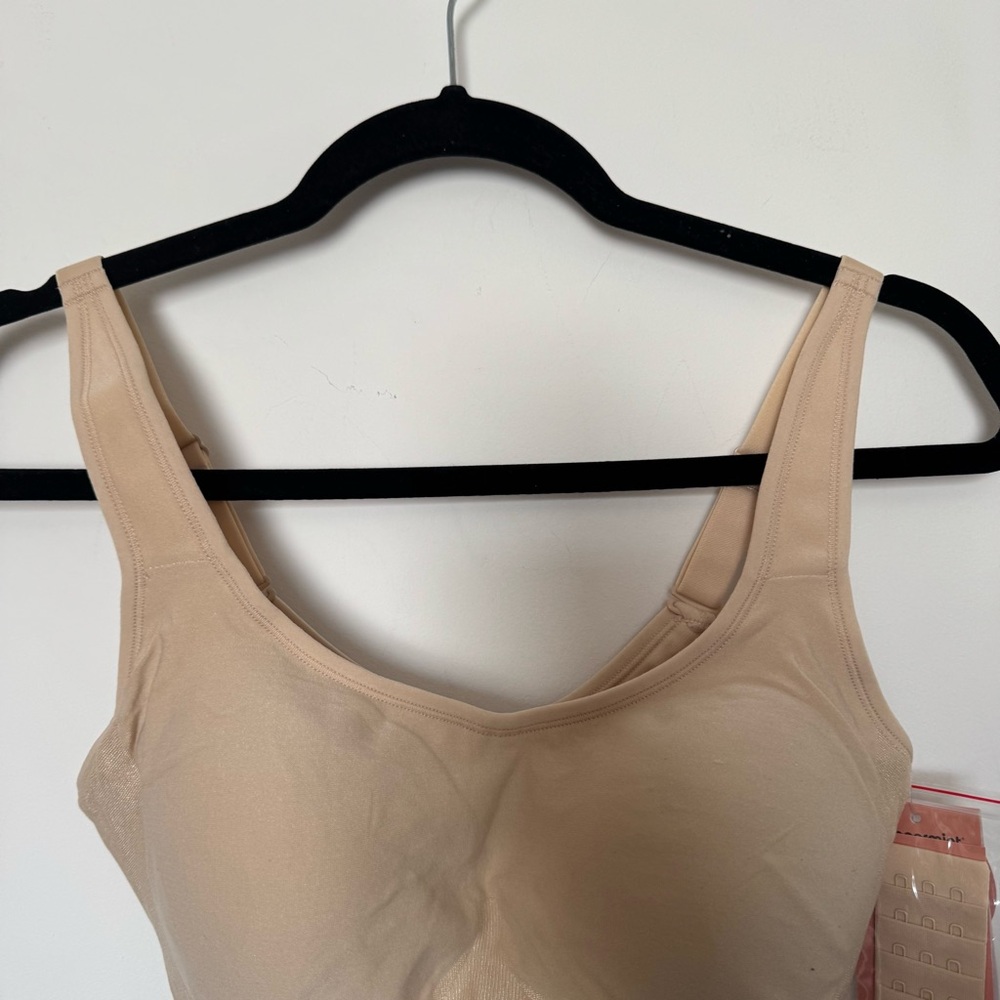 Shapermint Bra M Everyday Comfort Straps Wireless Shaping 10024 NEW - Picture 2 of 12